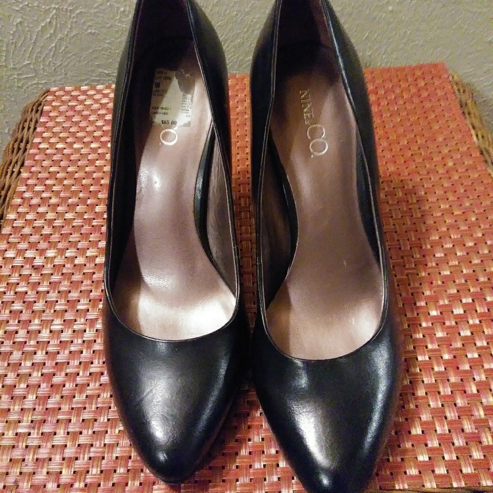 High heels - Picture 3 of 3